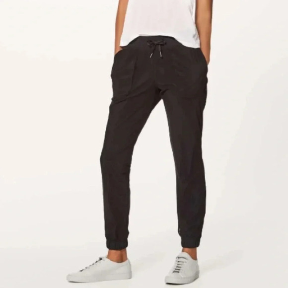 Lululemon Modern Jogger - Picture 1 of 9